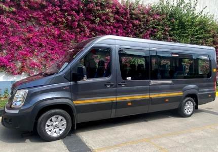 Book 17 Seater Urbania Traveller