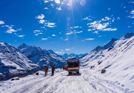 Chandigarh Start 9 Days Leh Ladakh Scenic Trip