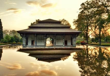 Amritsar to Kashmir Complete Tour (Srinagar, Gulmarg, Pahalgam, Sonmarg)